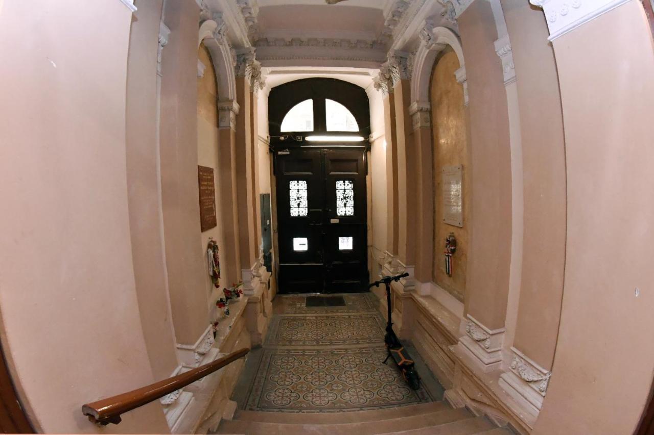 Five Seasons Vaci Utca Apartment Budapest Exterior foto
